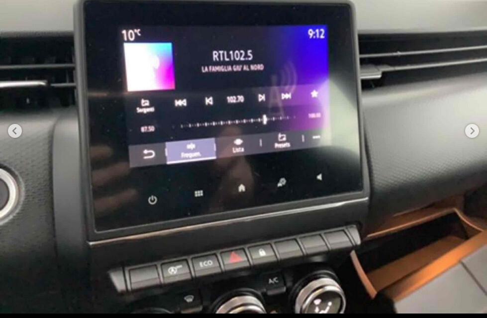 Renault Clio TCe 100 CV 5 porte Intens