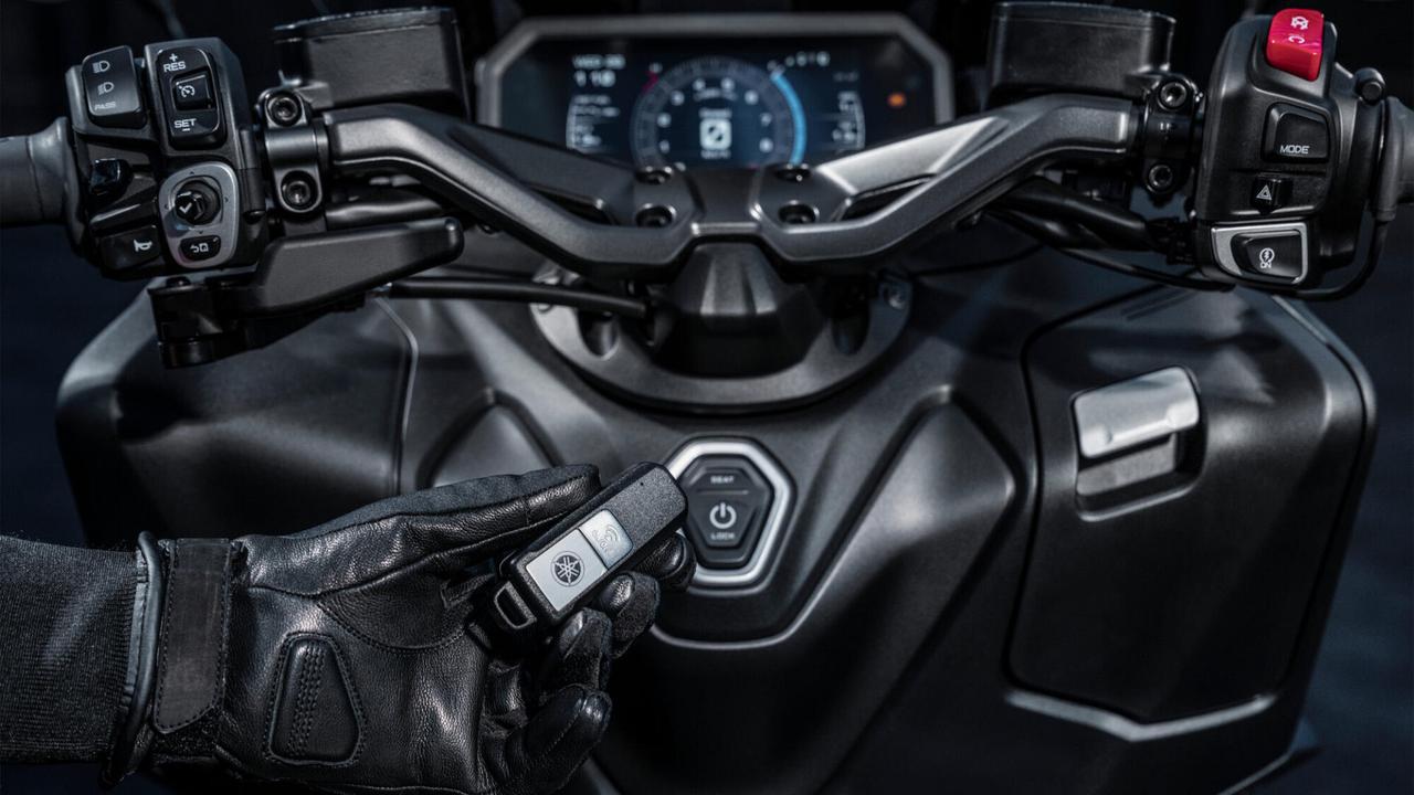 Nuovo YAMAHA T Max 560 TECH MAX 2026