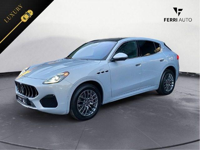 MASERATI Grecale MHEV 300 CV AWD GT