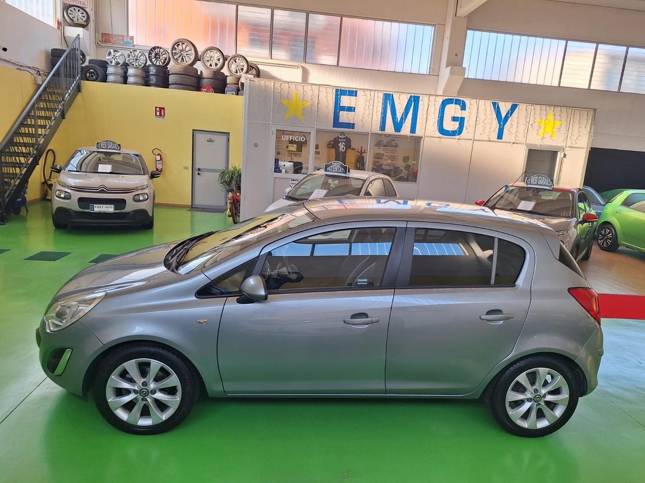 Opel Corsa 1.2 benzina 5 p. Automatico