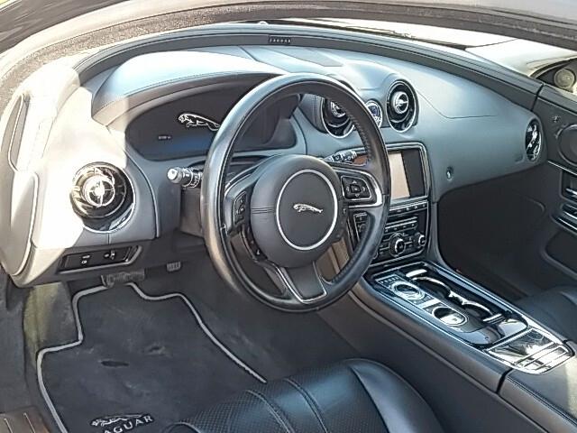 Jaguar XJ 3.0 D V6 Portfolio