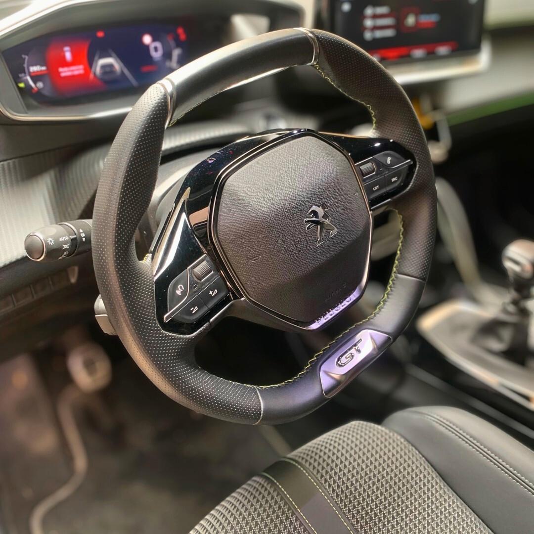 Peugeot 208 PureTech 100 Stop&Start 5 porte GT