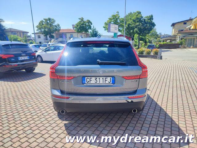 VOLVO XC60 B4 (d) AWD Geartronic Momentum Pro