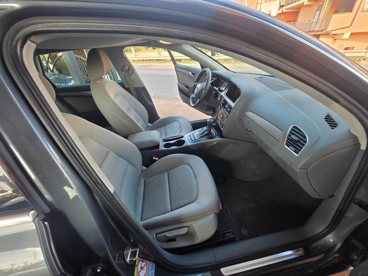 Audi A4 2.0 TDI clean diesel multitronic Business