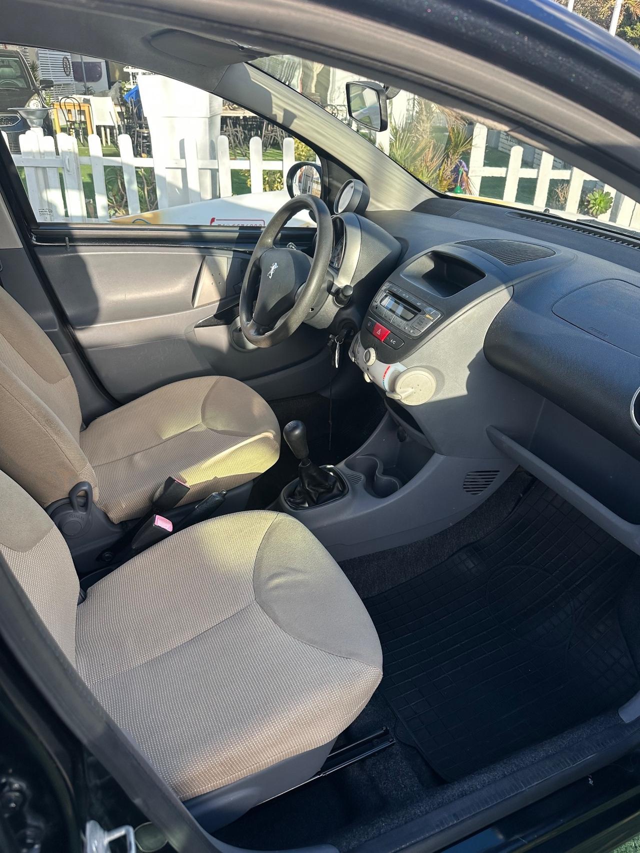 Peugeot 107 1.0 68CV 3p. Desir