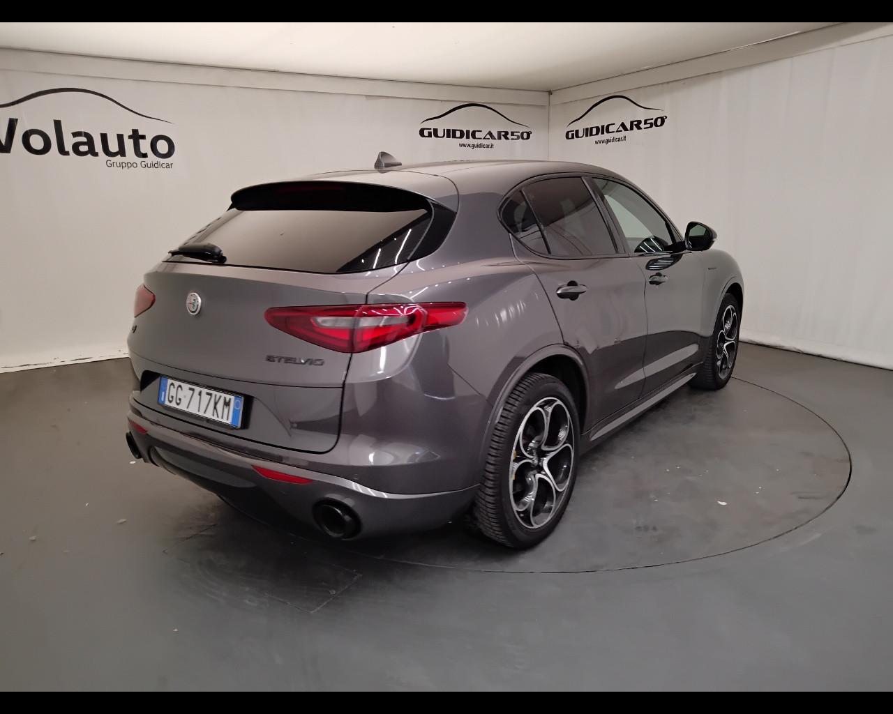 ALFA ROMEO Stelvio 2017 - Stelvio 2.2 t Executive Q4 210cv auto my19