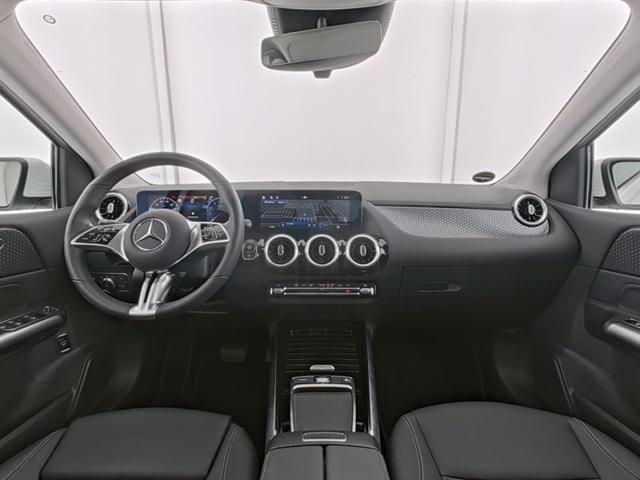 MERCEDES-BENZ B 180 Automatic Progressive Advanced