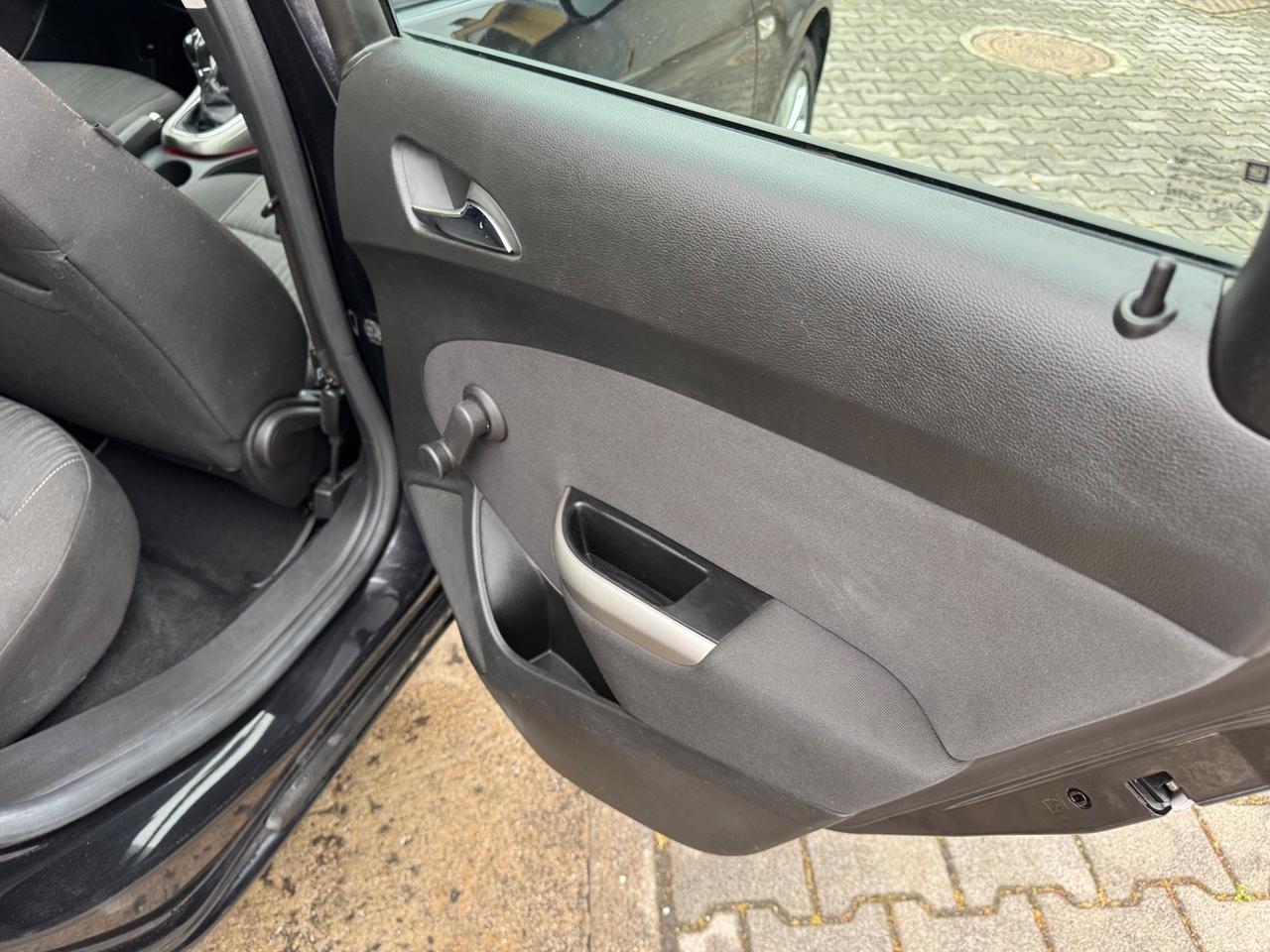 Opel Astra 1.6 115CV 5 porte Cosmo