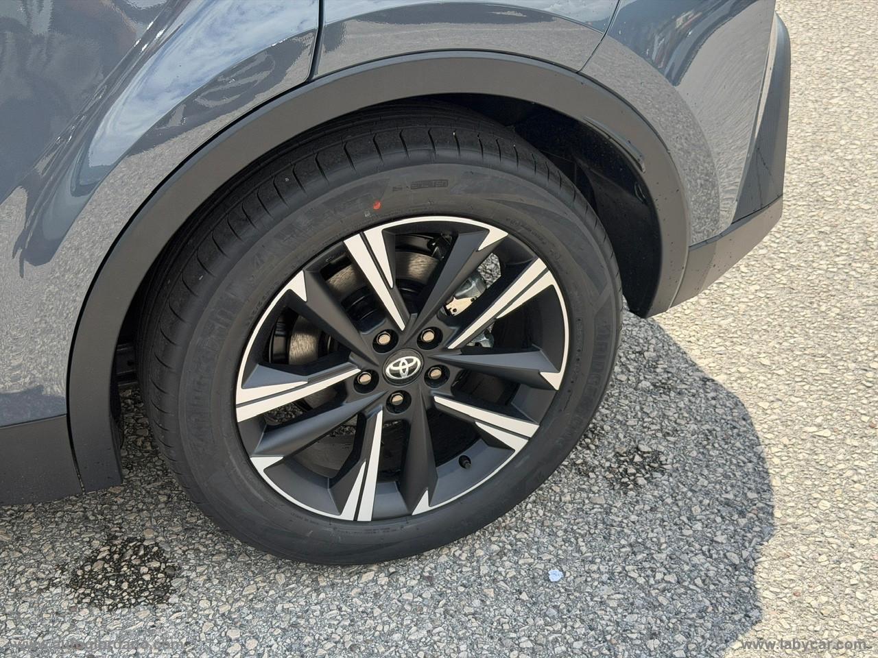 TOYOTA C-HR 1.8 HV Trend