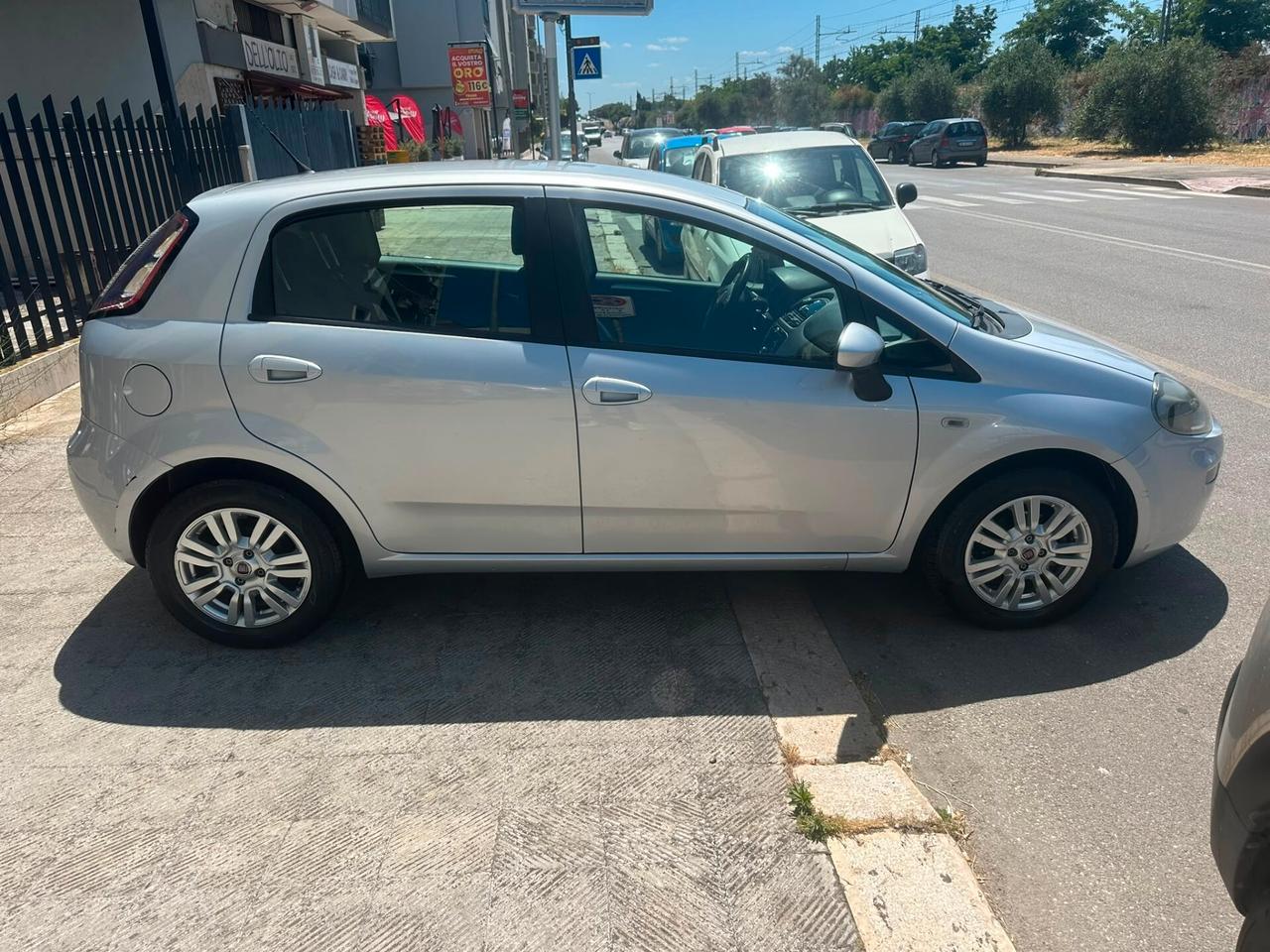 Fiat Punto 1.3 MJT II 75 CV 5 porte Lounge