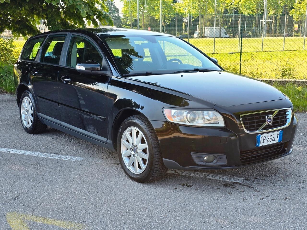 Volvo V50 2.0 D 6 MARCE - INTERNI IN PELLE