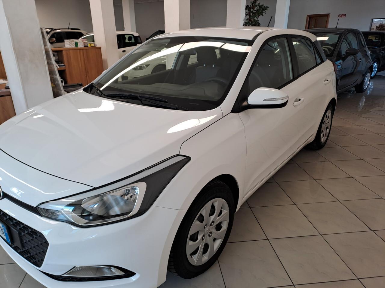Hyundai i20 1.2 84 CV 5 porte Classic