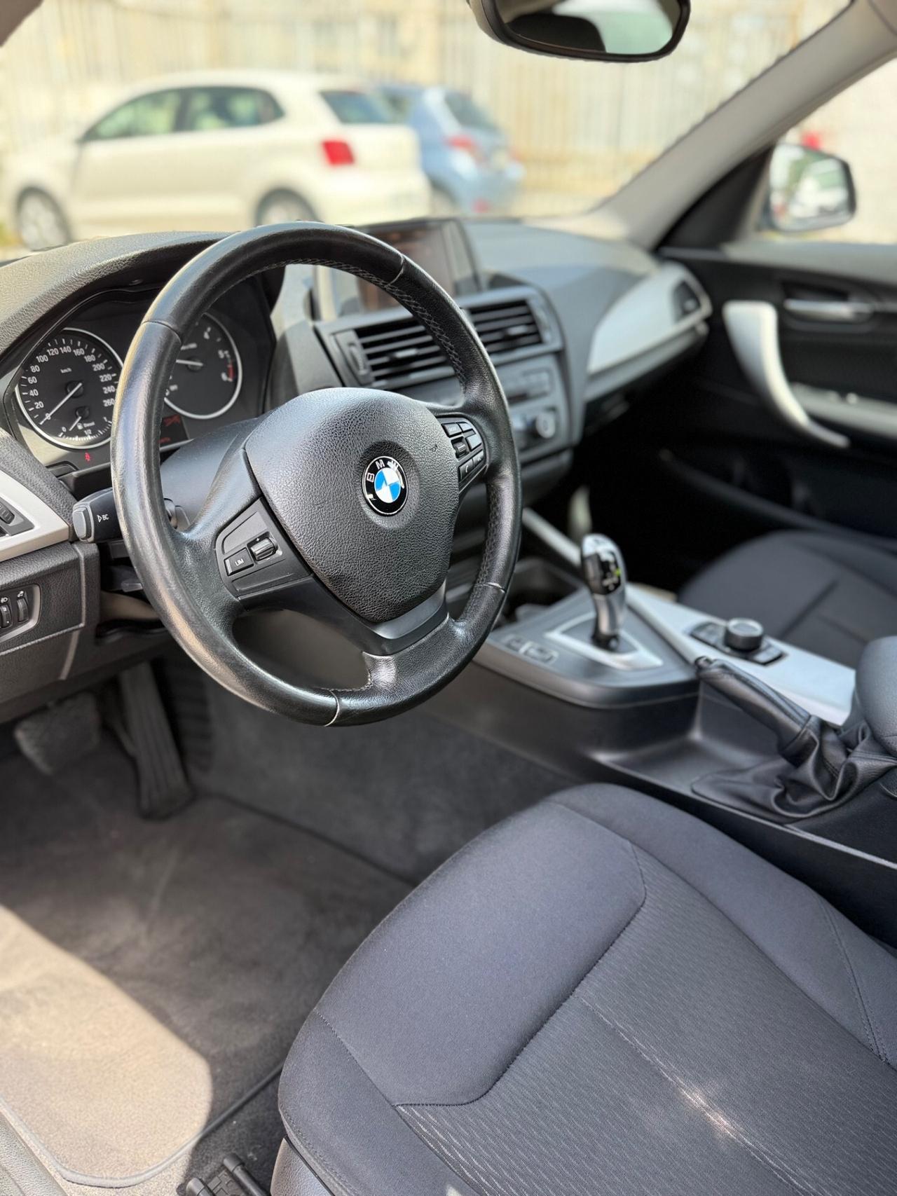 Bmw 116 116d 5p. Efficient Dynamics Urban