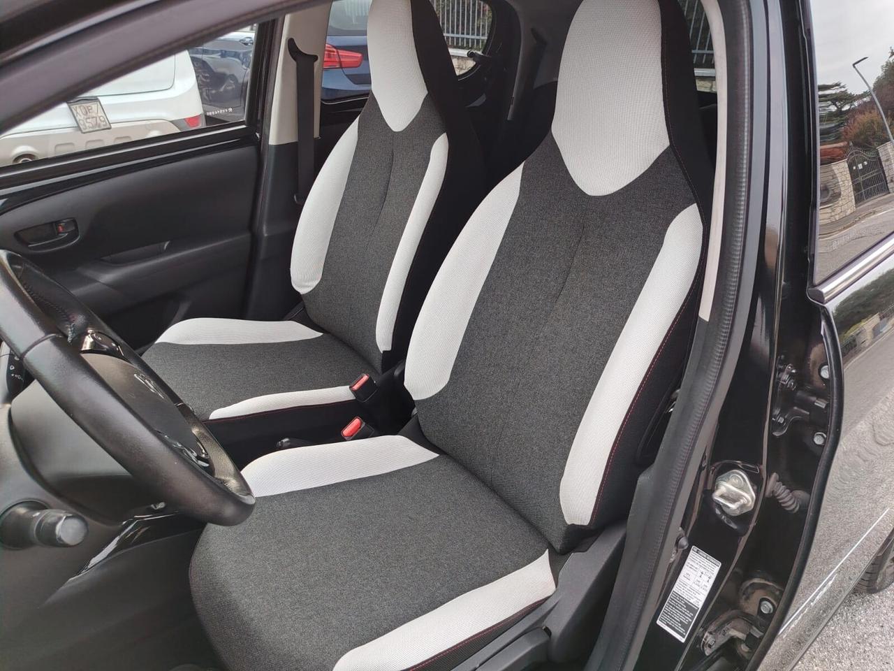 Citroen C1 VTi 72 ETG 5 porte Urban Ride