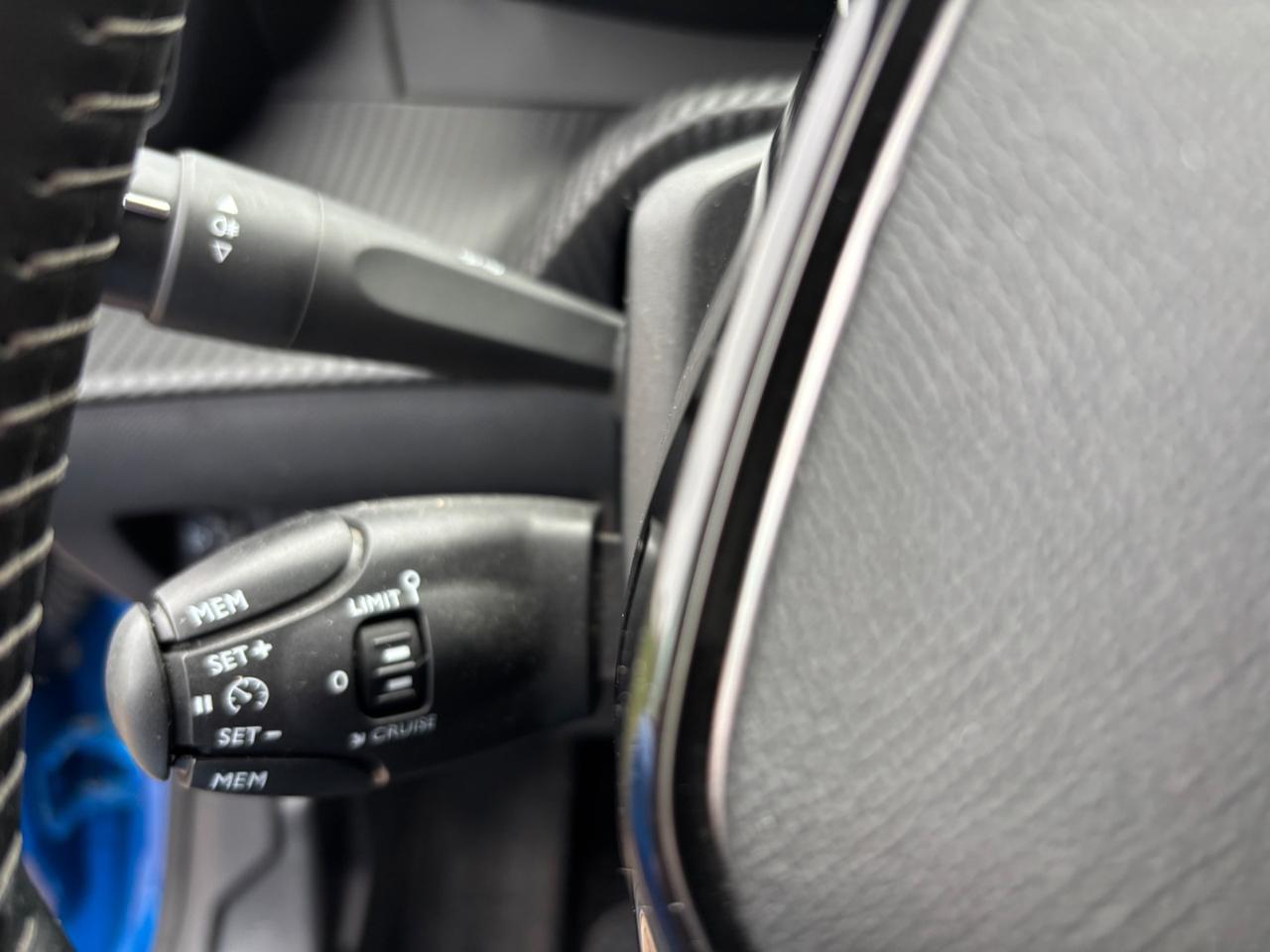Peugeot 208 PureTech 100 Stop&Start 5 porte Allure