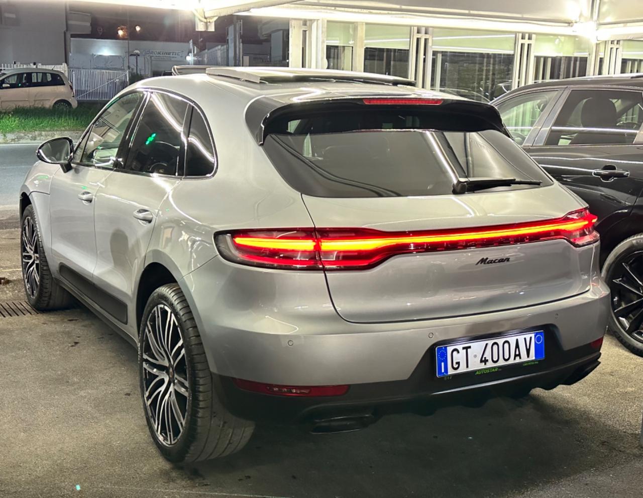 Porsche Macan 2.0 245cv Strafull