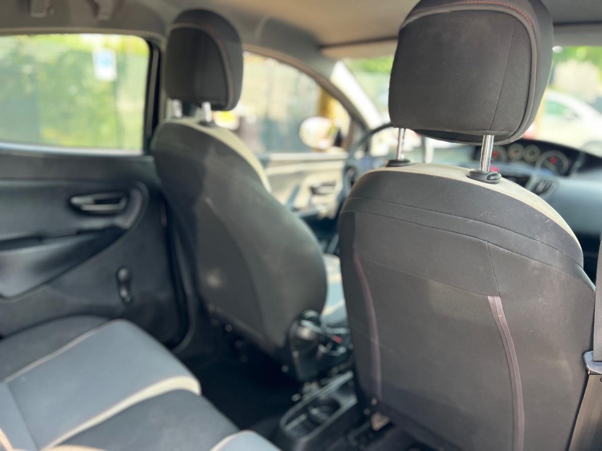 LANCIA - Ypsilon - 1.3 MJT 16V 95 CV 5 porte S&S Elefantino