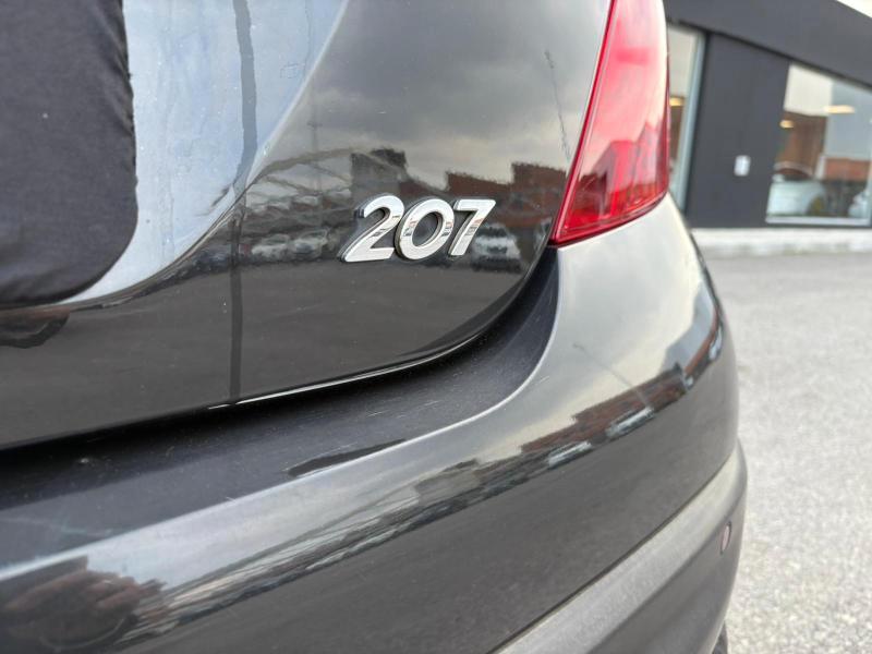 Peugeot 207 3 Porte 1.6 DIESEL 110 CV ADATTA NEOPATENTATI