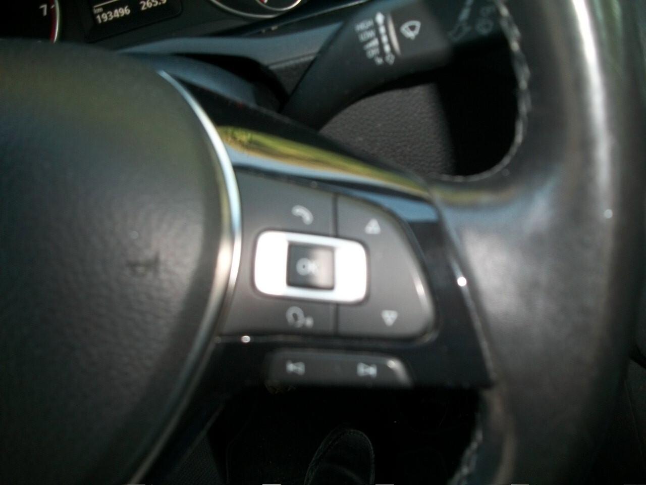 Volkswagen Caddy 1.4 TGI DSG Comfortline Maxi N 7 POSTI A SEDERE GARANZIA UN ANNO