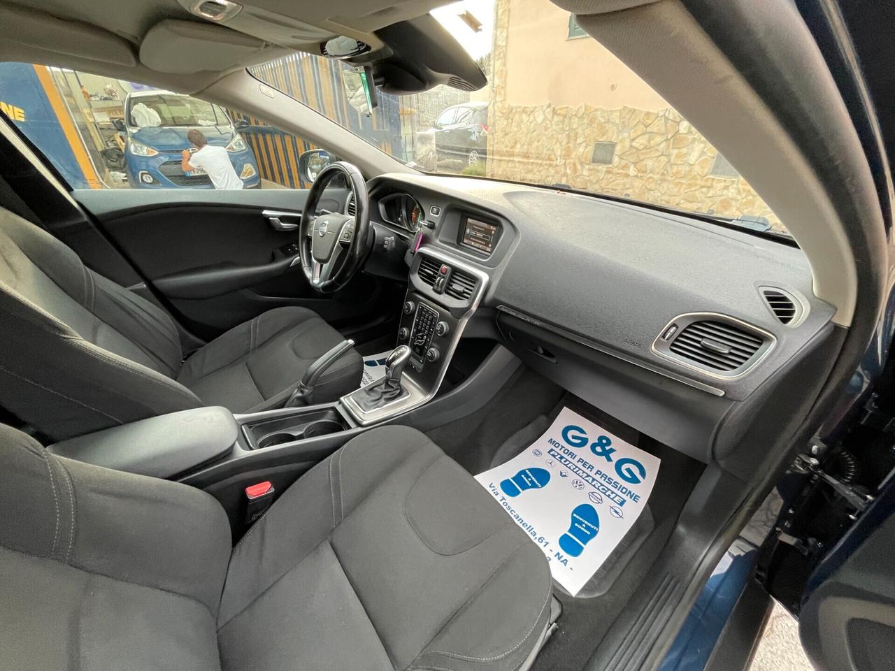 Volvo V40 Cross Country D2 1.6 Momentum