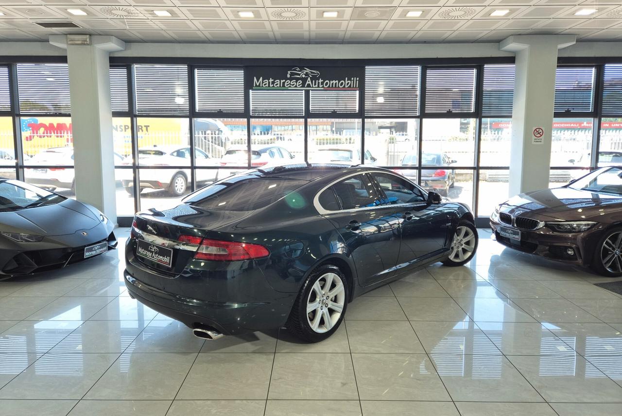 Jaguar XF 3.0d 241cv V6 Pelle Navi Finanziabile