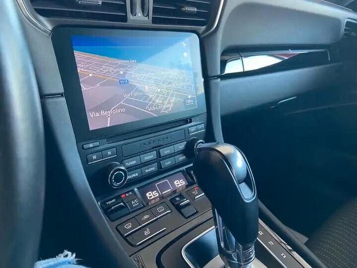 Porsche 911 3.0 Carrera T 13.000 KM