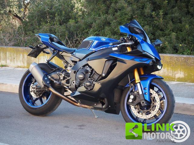 YAMAHA YZF R1 ++? 193,00 al mese++