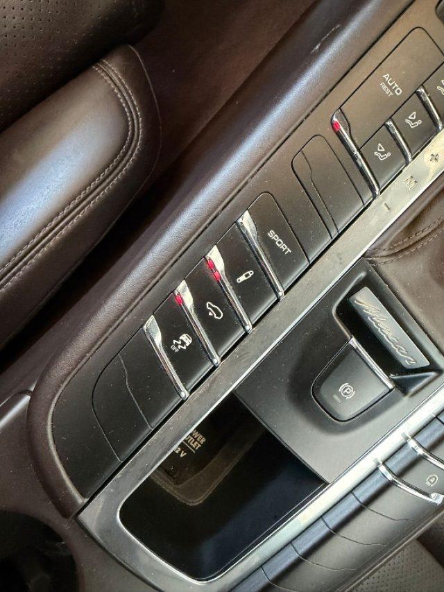 PORSCHE Macan 3.0 Diesel S //TOTAL BLACK//GOMME NUOVE//