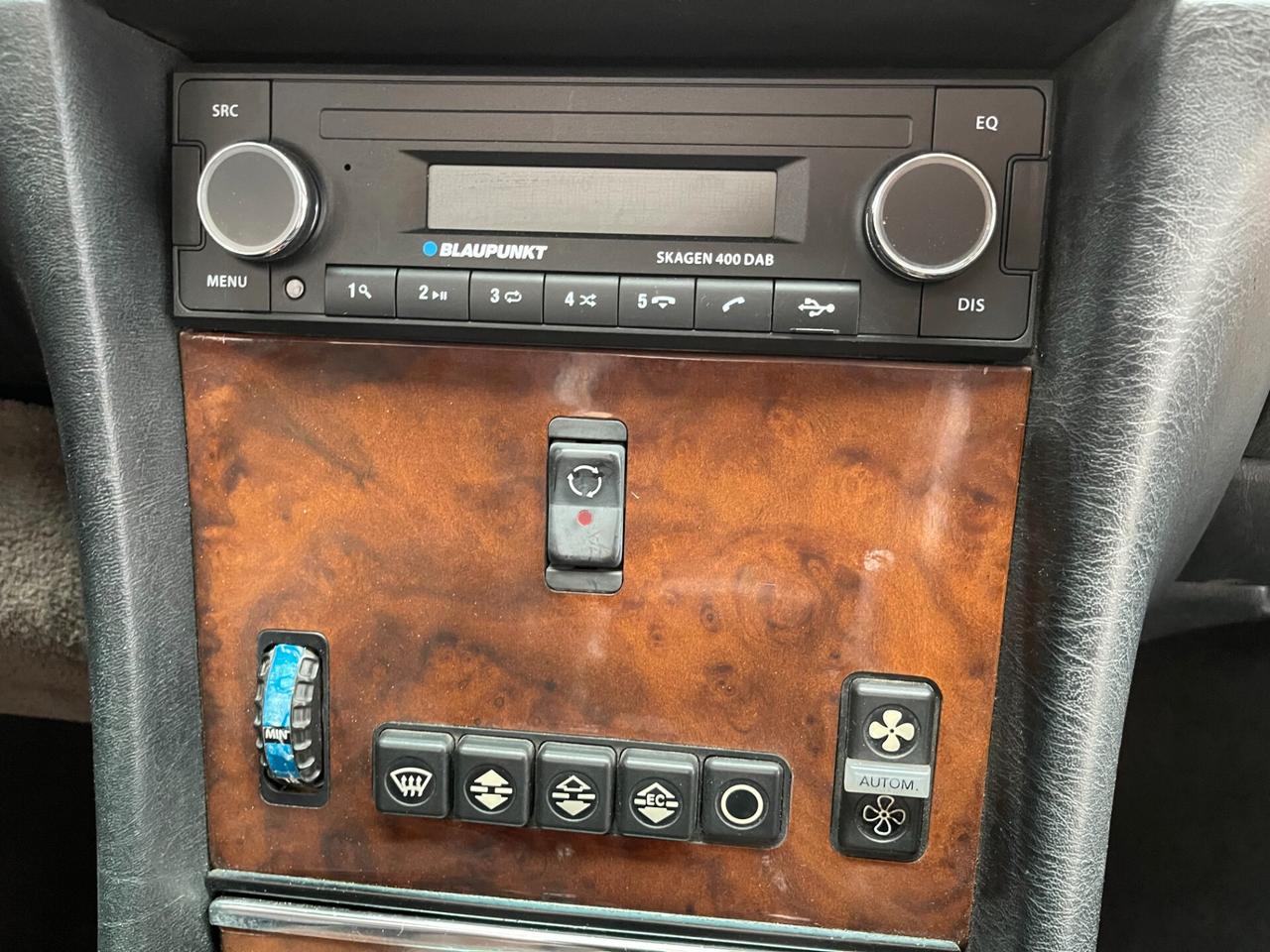 Mercedes-benz SL 560 America-LEGGI SOTTO