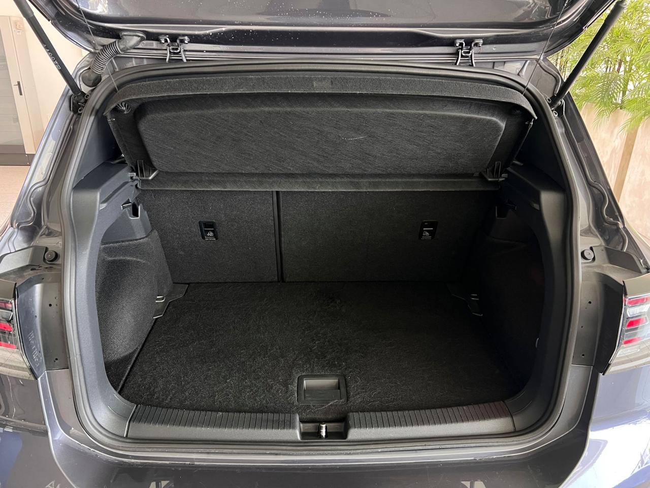 VOLKSWAGEN T-Cross 2024 1.0 tsi R-Line 115cv dsg