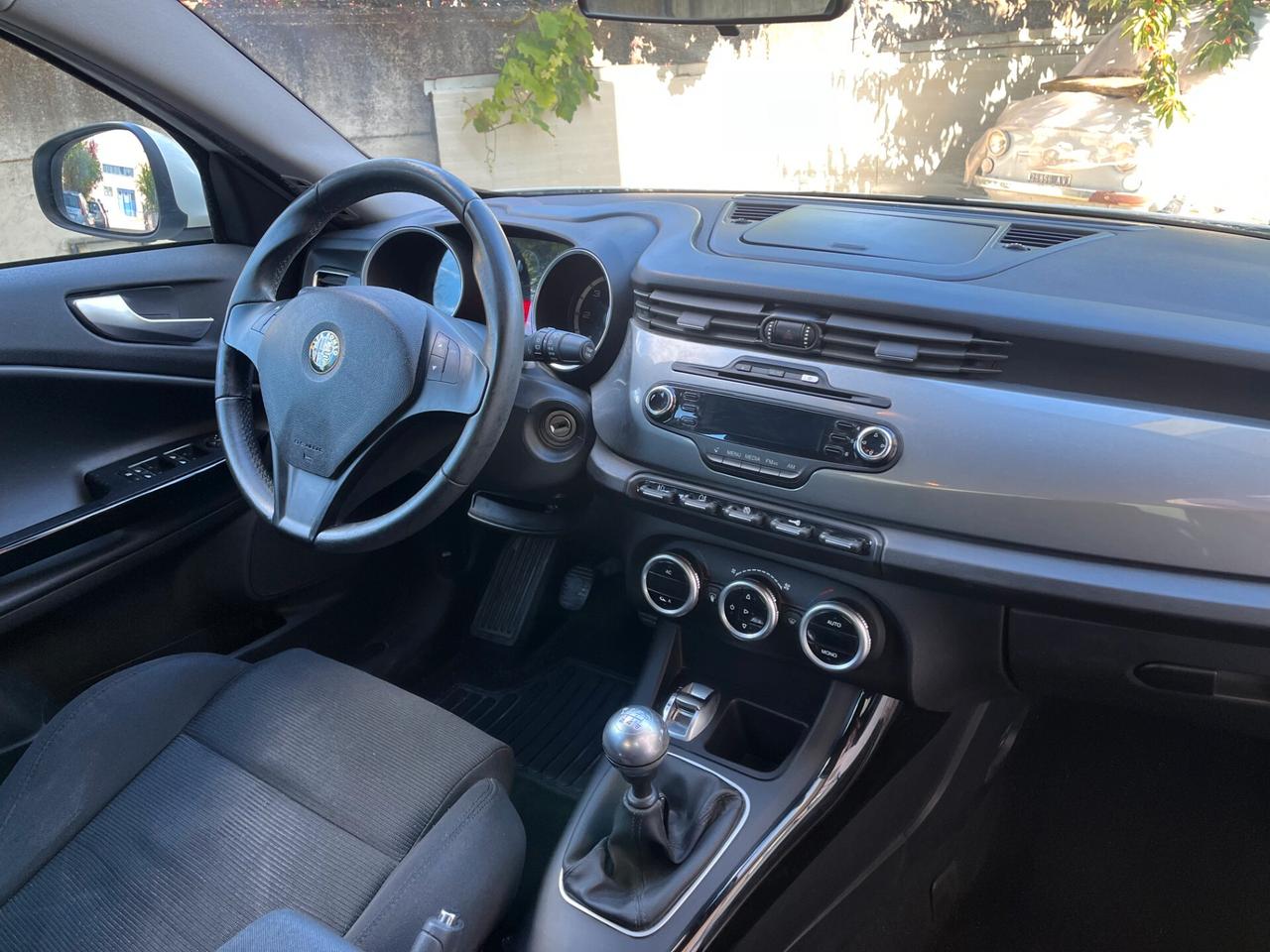 Alfa Romeo Giulietta 1.6 JTDm-2 105 CV Distinctive