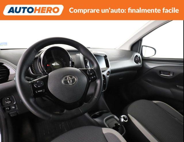 TOYOTA Aygo Connect 1.0 VVT-i 72 CV 5 porte x-play
