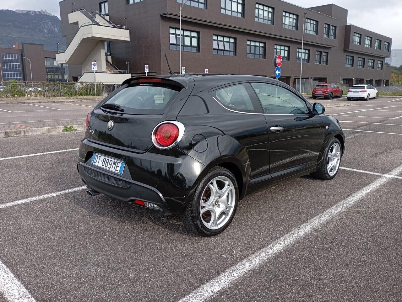 Alfa Romeo MiTo 1.4 78 CV Distinctive Sport Pack