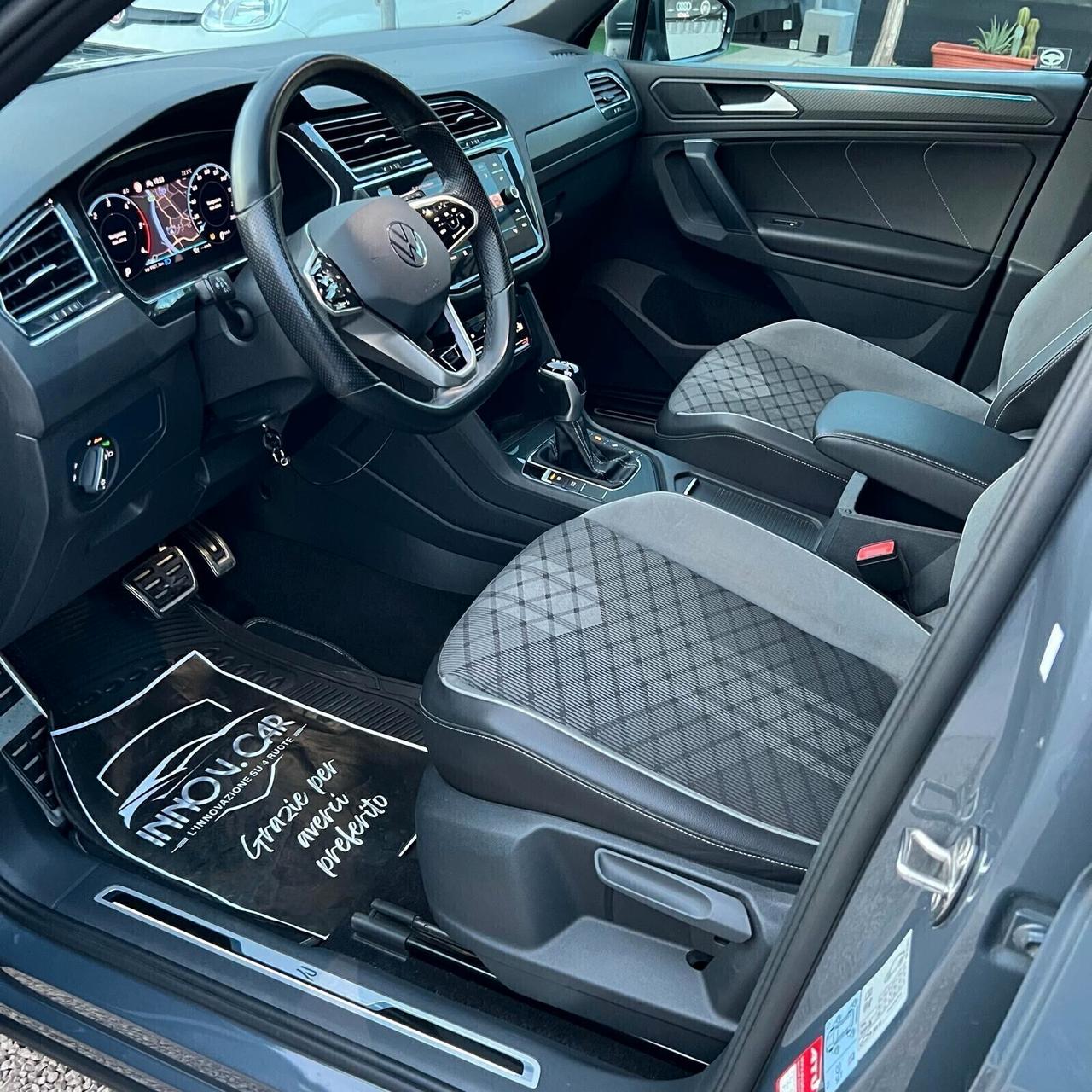 Volkswagen Tiguan 2.0 150CV DSG RLINE CAMERA APPLE CAR PLAY MATRIX