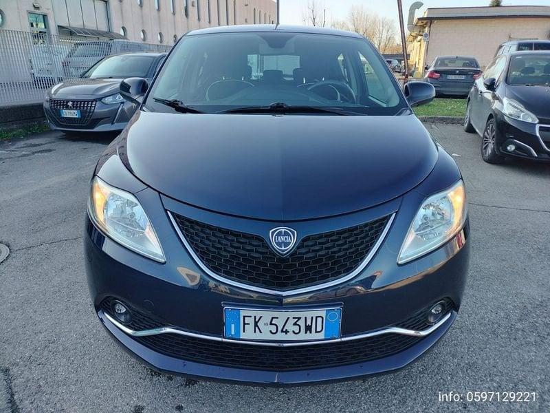 Lancia Ypsilon 1.2 69 CV 5 porte Silver