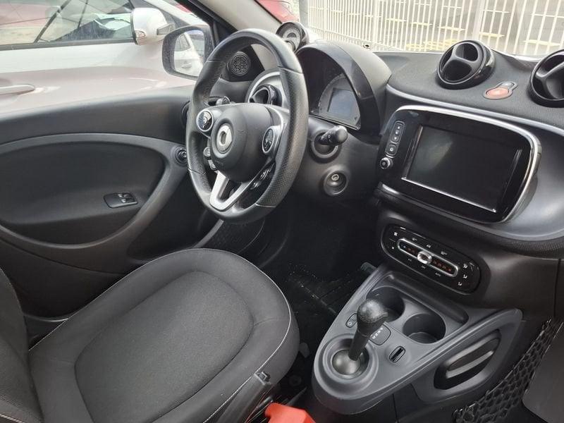 smart forfour II 2015 0.9 t Passion 90cv twinamic