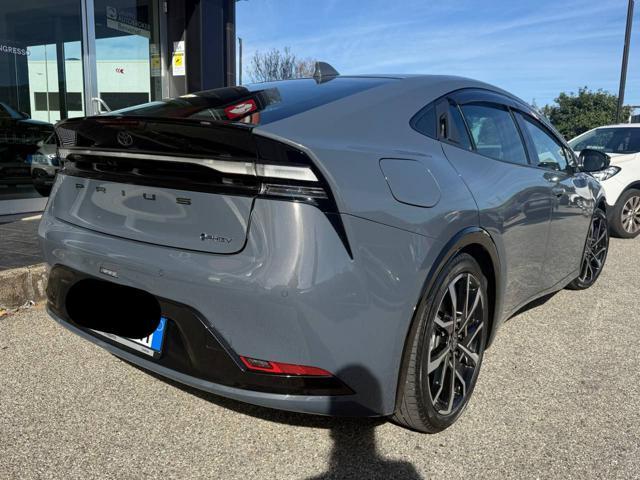 TOYOTA Prius 2.0 Plug-in Hybrid Lounge