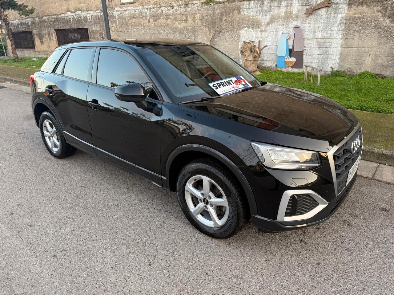 Audi Q2 30 TDI S tronic cockpit navigatore