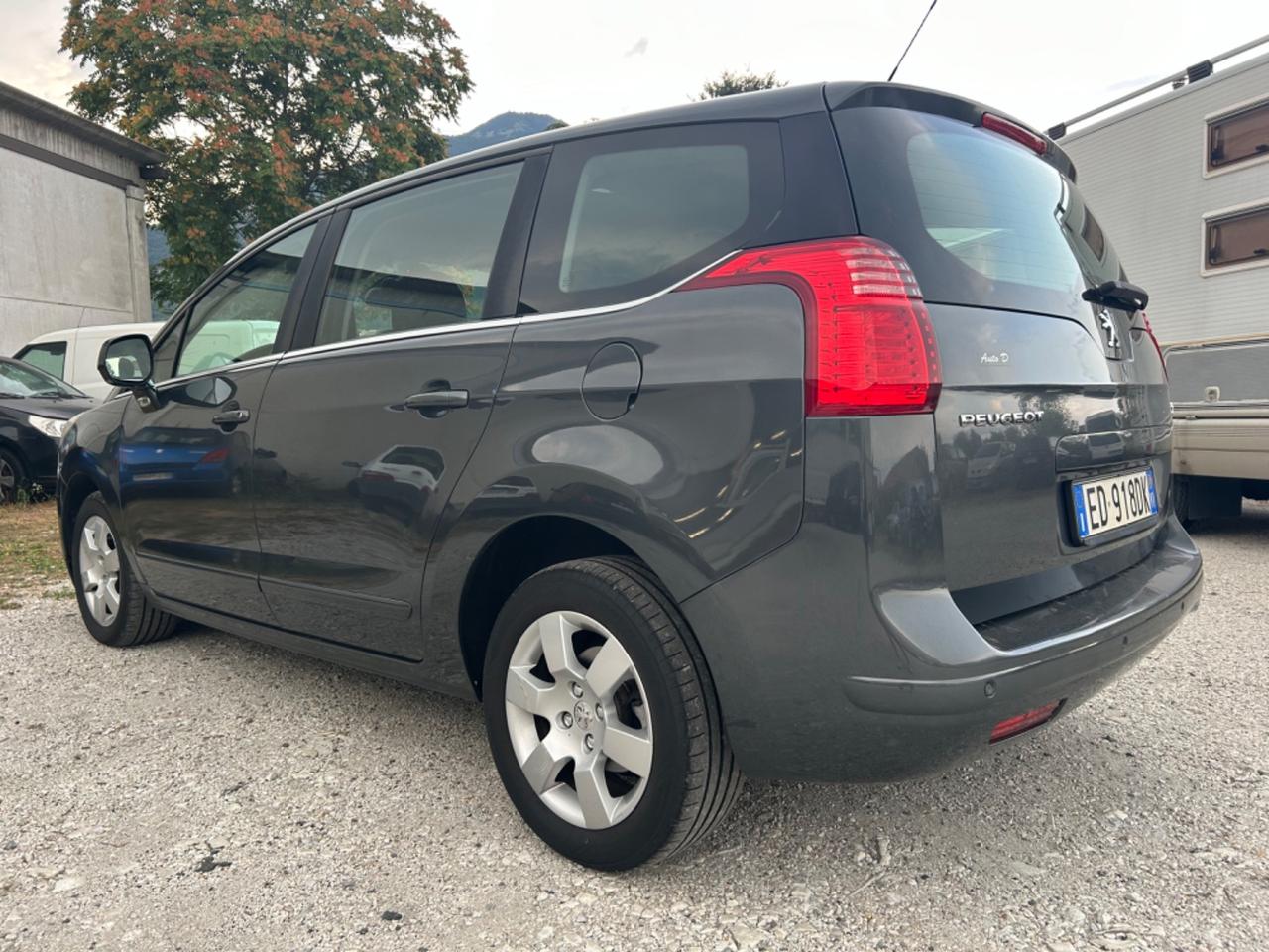 Peugeot 5008 2.0 HDi 110 kw 2010 EURO5