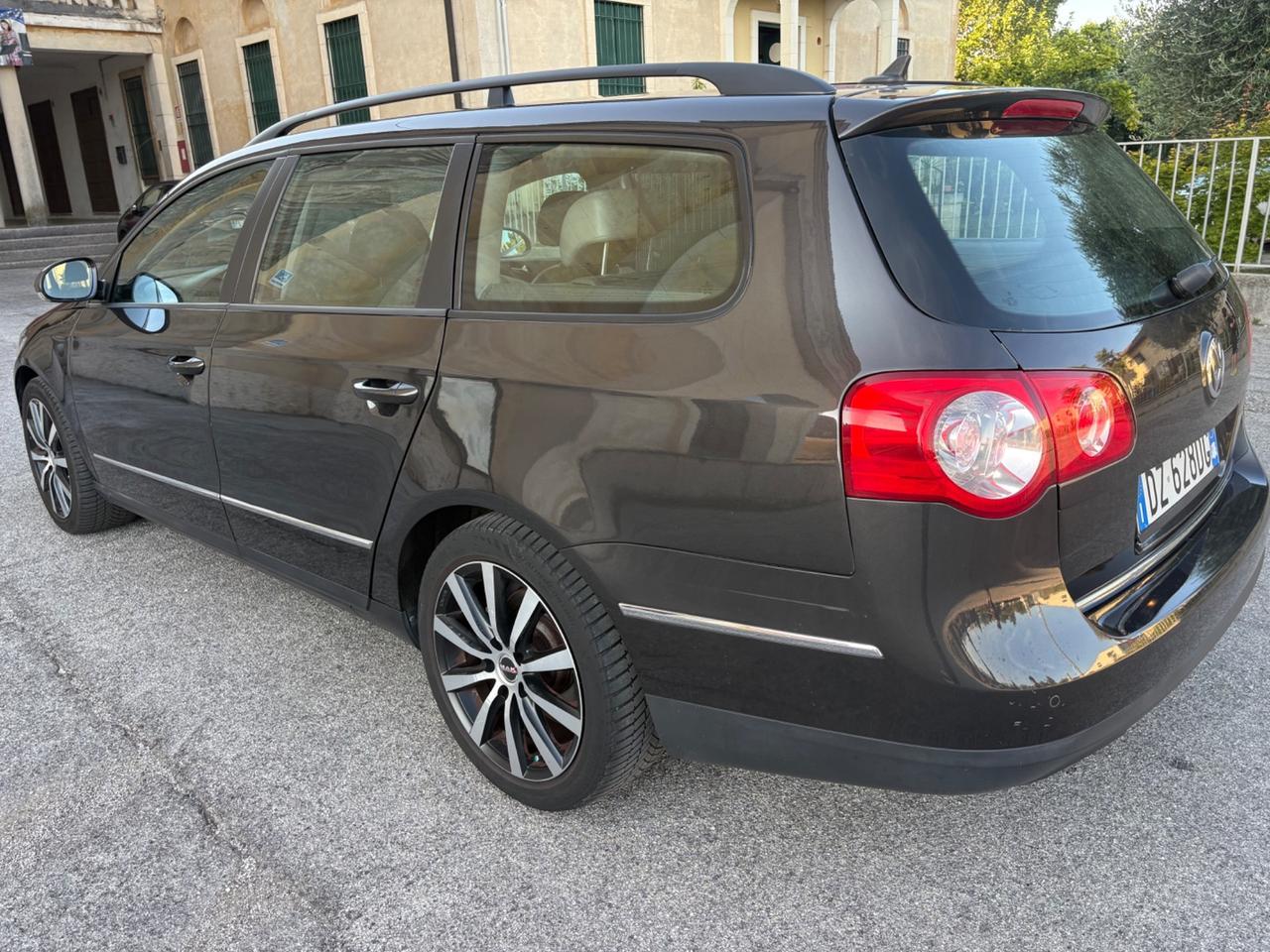 Volkswagen Passat 2.0 TDI DSG navi pelle