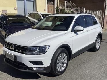 Volkswagen Tiguan 1.6 TDI SCR Style BlueMotion Technology Tetto Panoramico Apribile, solo km 37832