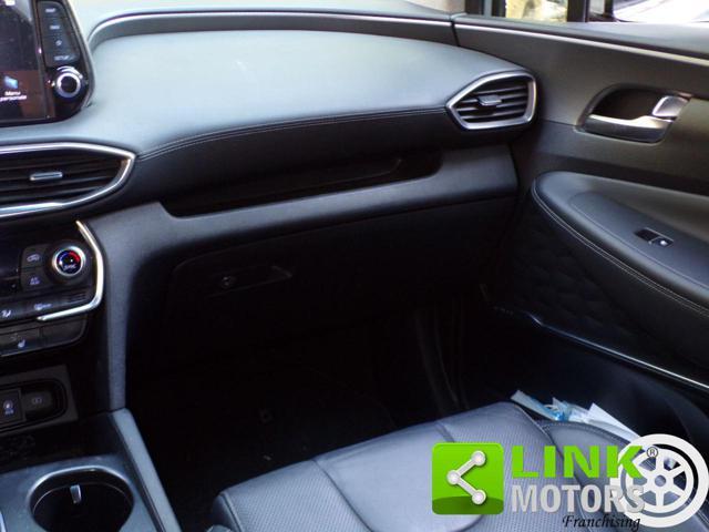 HYUNDAI Santa Fe 2.2 CRDi 4WD A/T 7 posti Xprime con Garanzia
