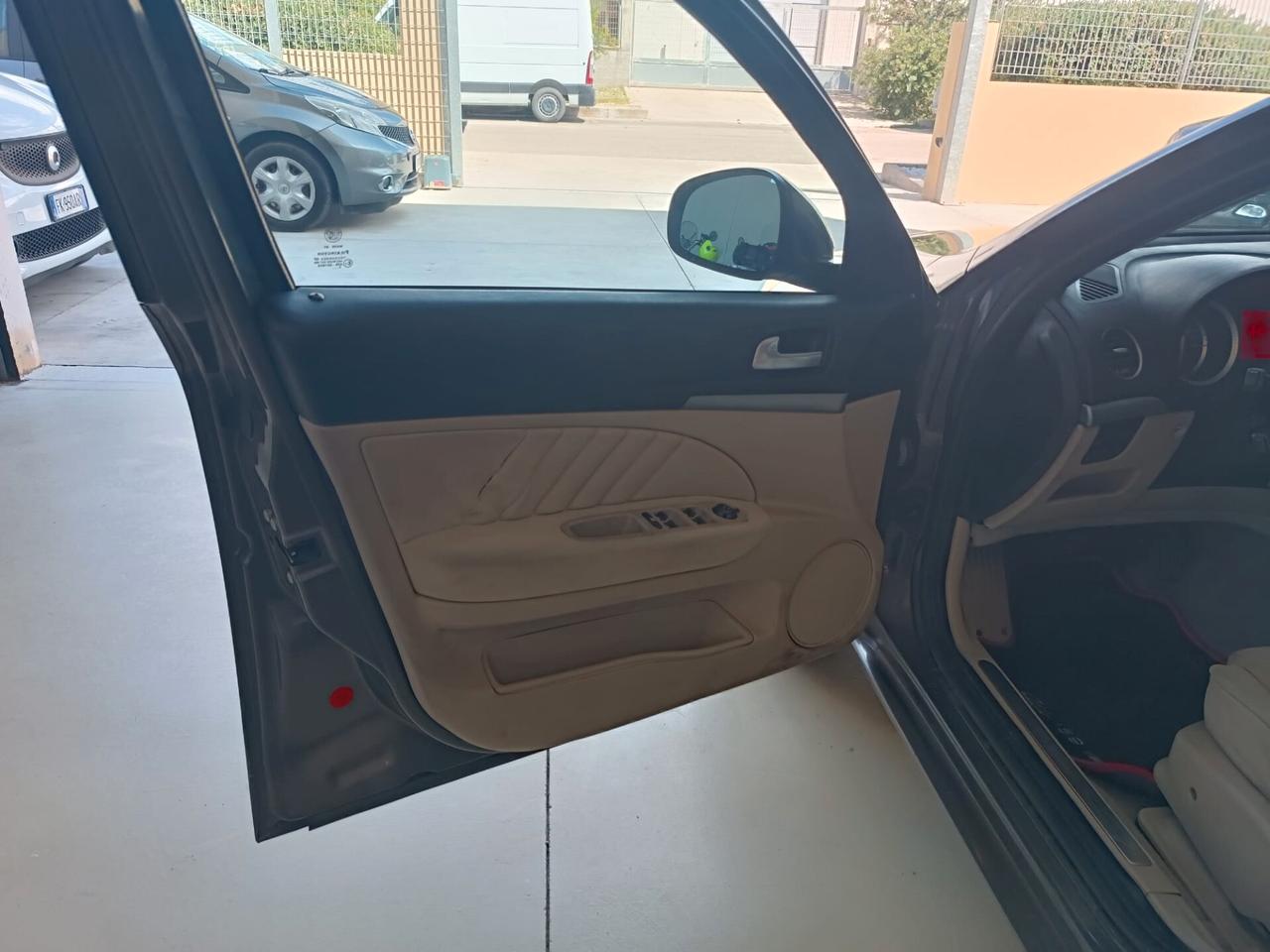 Alfa Romeo 159 2.0 JTDm 170 CV Sportwagon Super