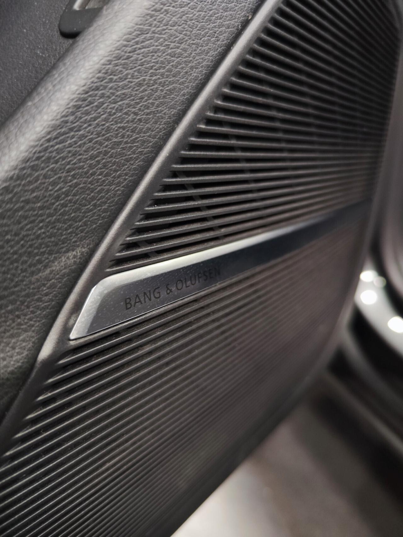 Audi Q8 50 TDI 286 CV quattro tiptronic S Line Tetto Matrix Night