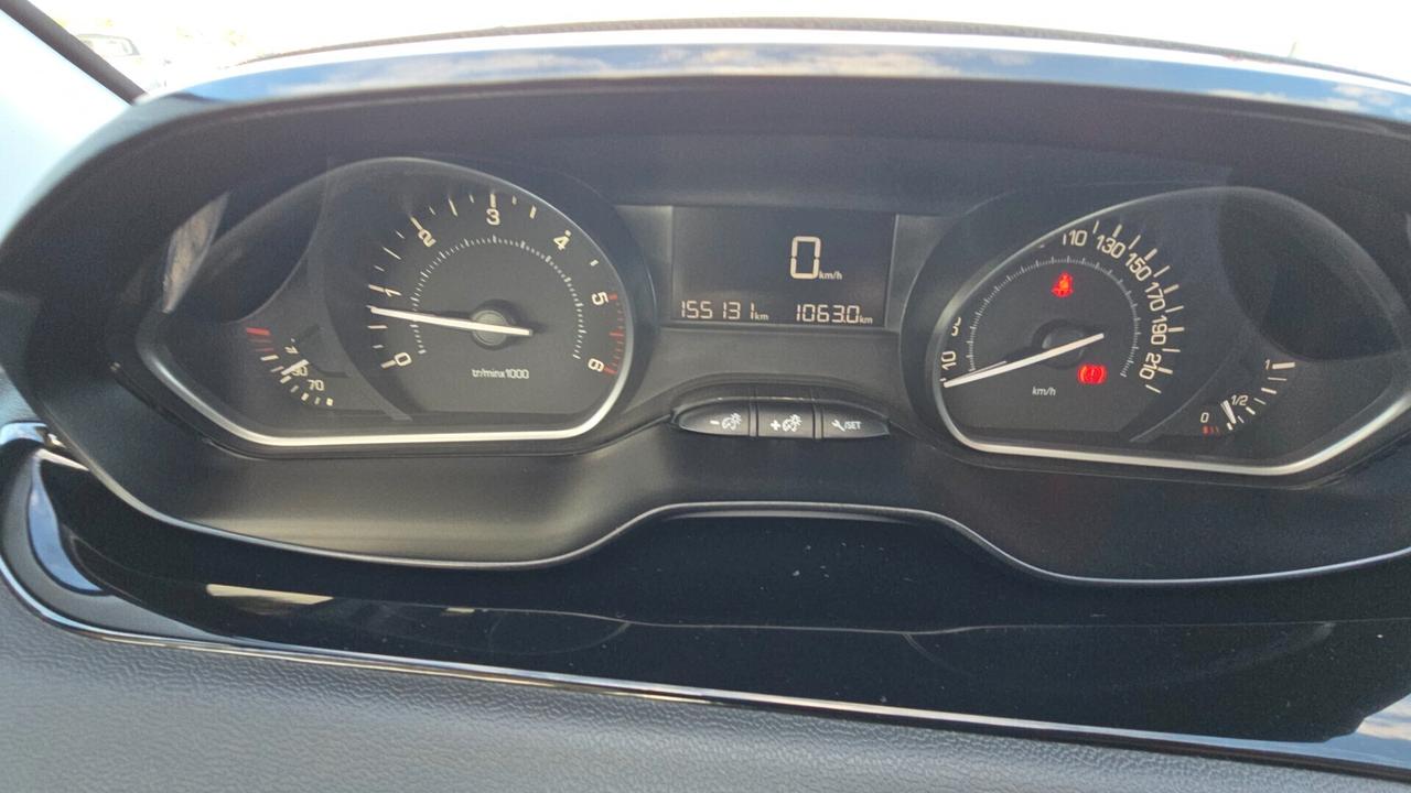 Peugeot 208 / 2017 5P BERLINA MIX BLUEHDI 75CV