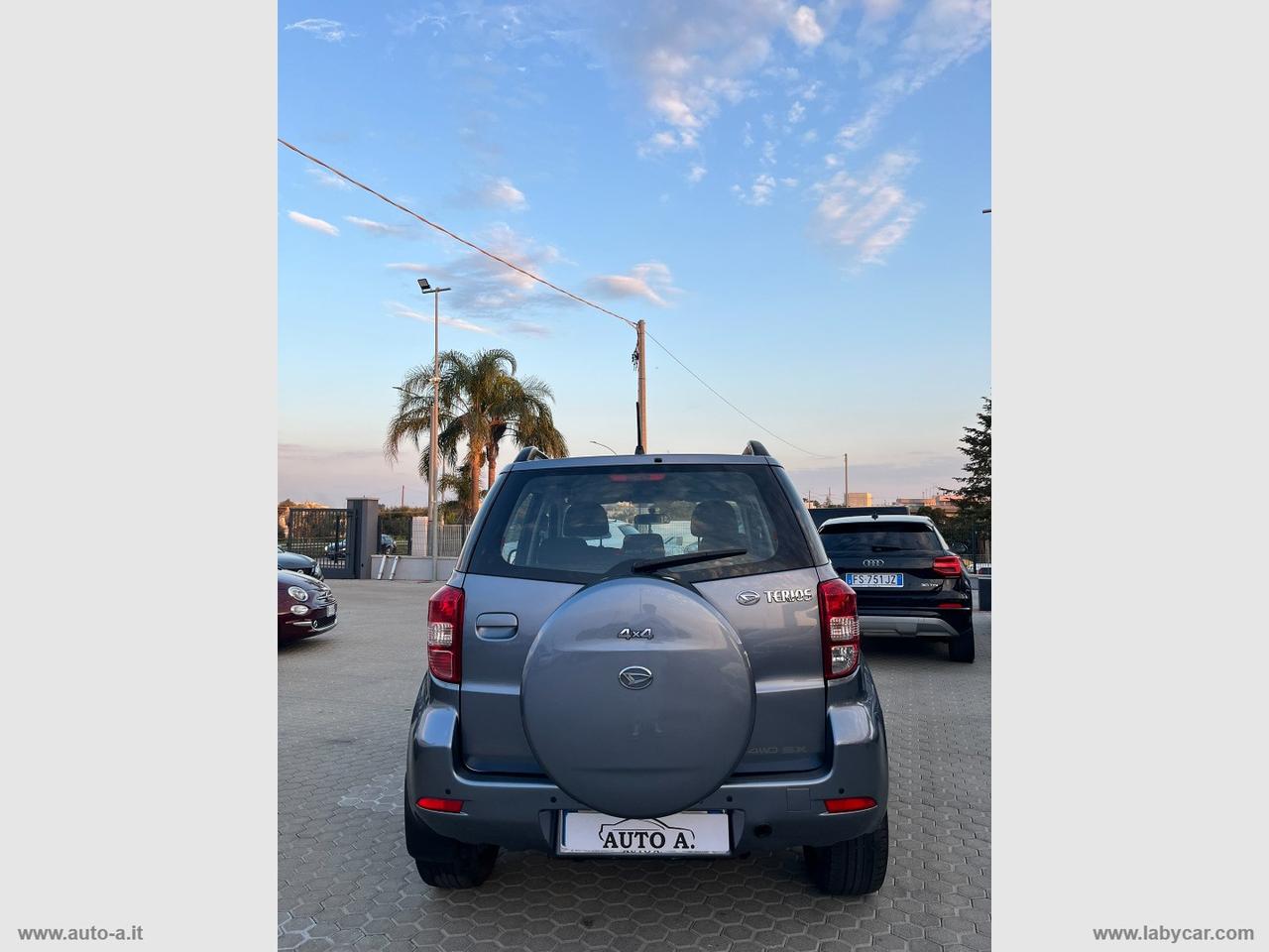 DAIHATSU Terios 1.5 4WD Sho Green Powered