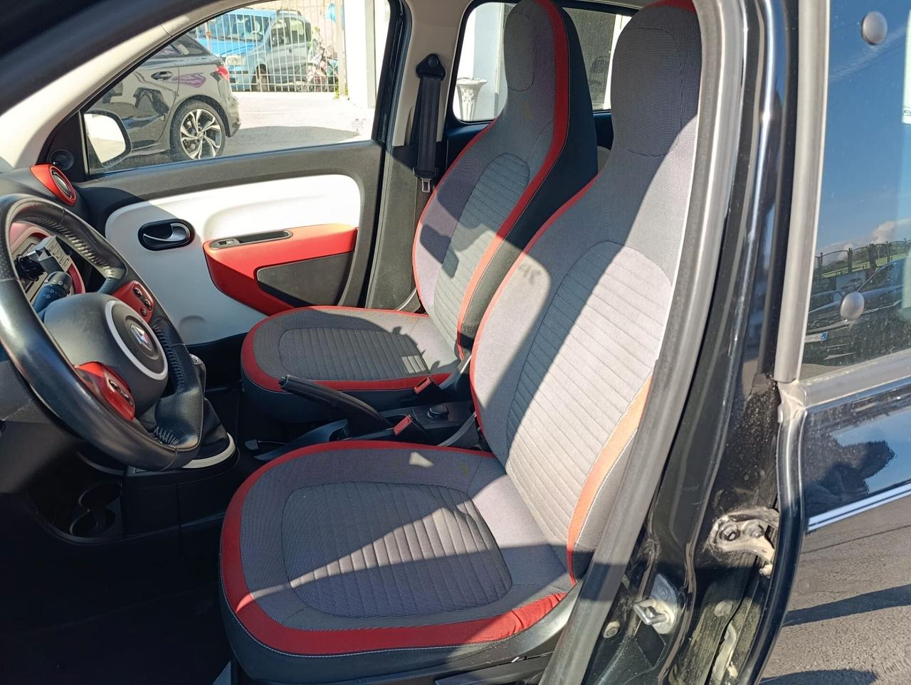 Renault Twingo 1.0 SCe Live