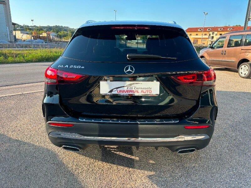 Mercedes-Benz GLA GLA 250 e hybrid EQ Premium