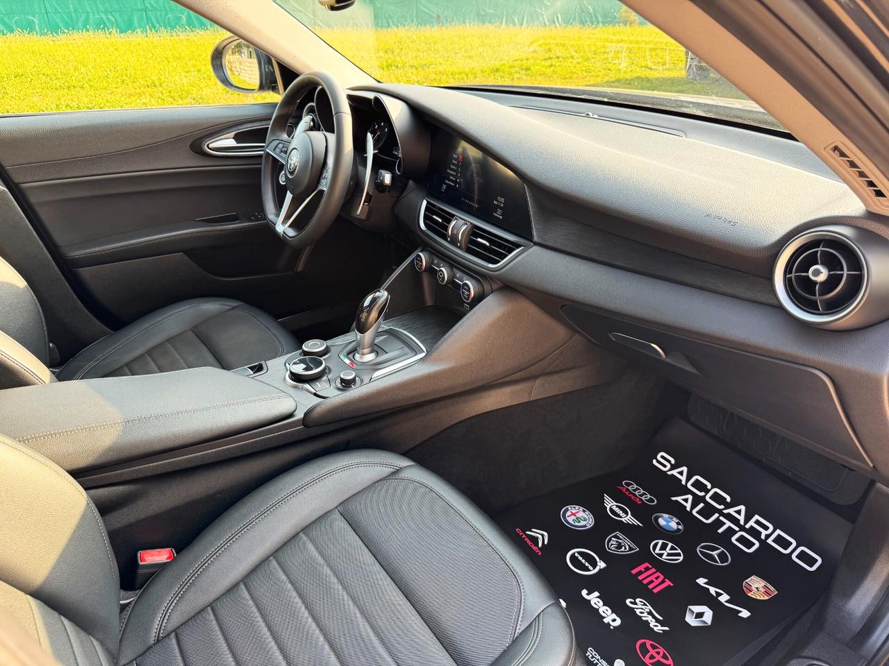 Alfa Romeo Giulia 2.2 Executive 160cv AT8 | PROMO