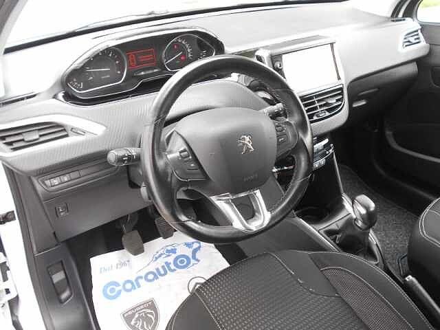 Peugeot 208 HDi 100 5 porte Allure